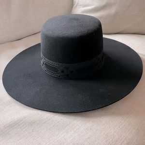 The Sierra Lack of Color Hat